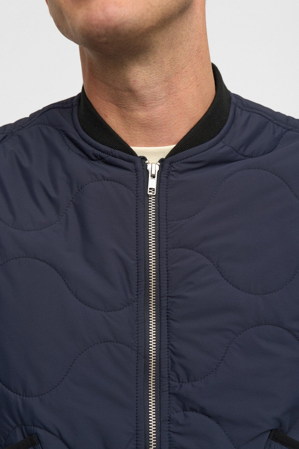 Akrobin Quilt Zip Front Vest Sky Captain