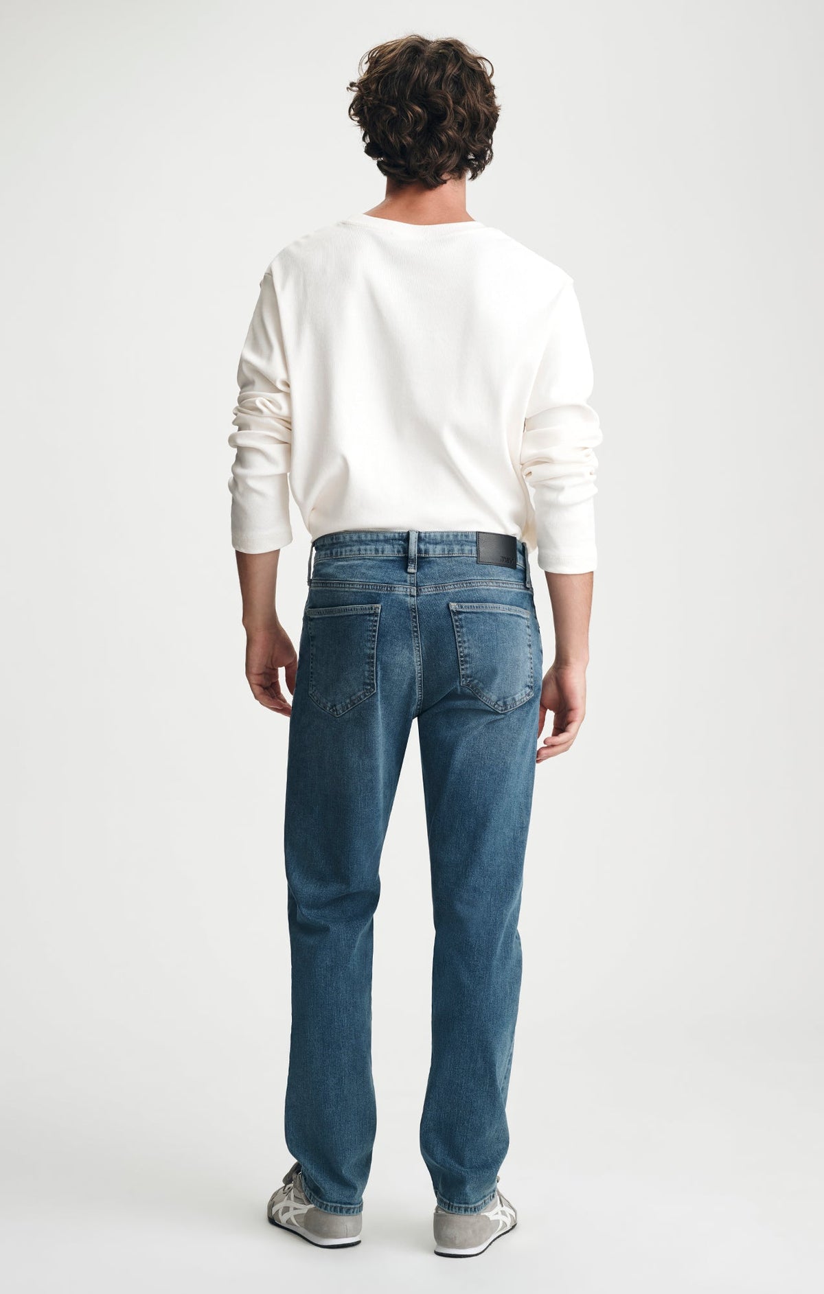 Zach Selvedge Straight Leg Denim Mid Vintage