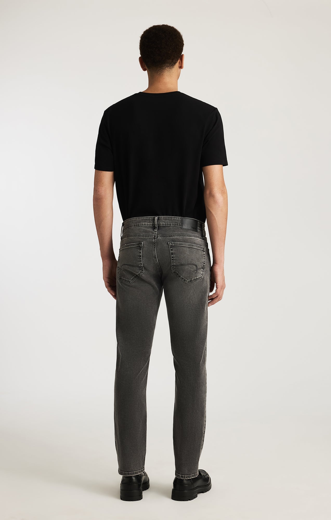 Marcus Slim Straight Leg Mid Smoke Supermove