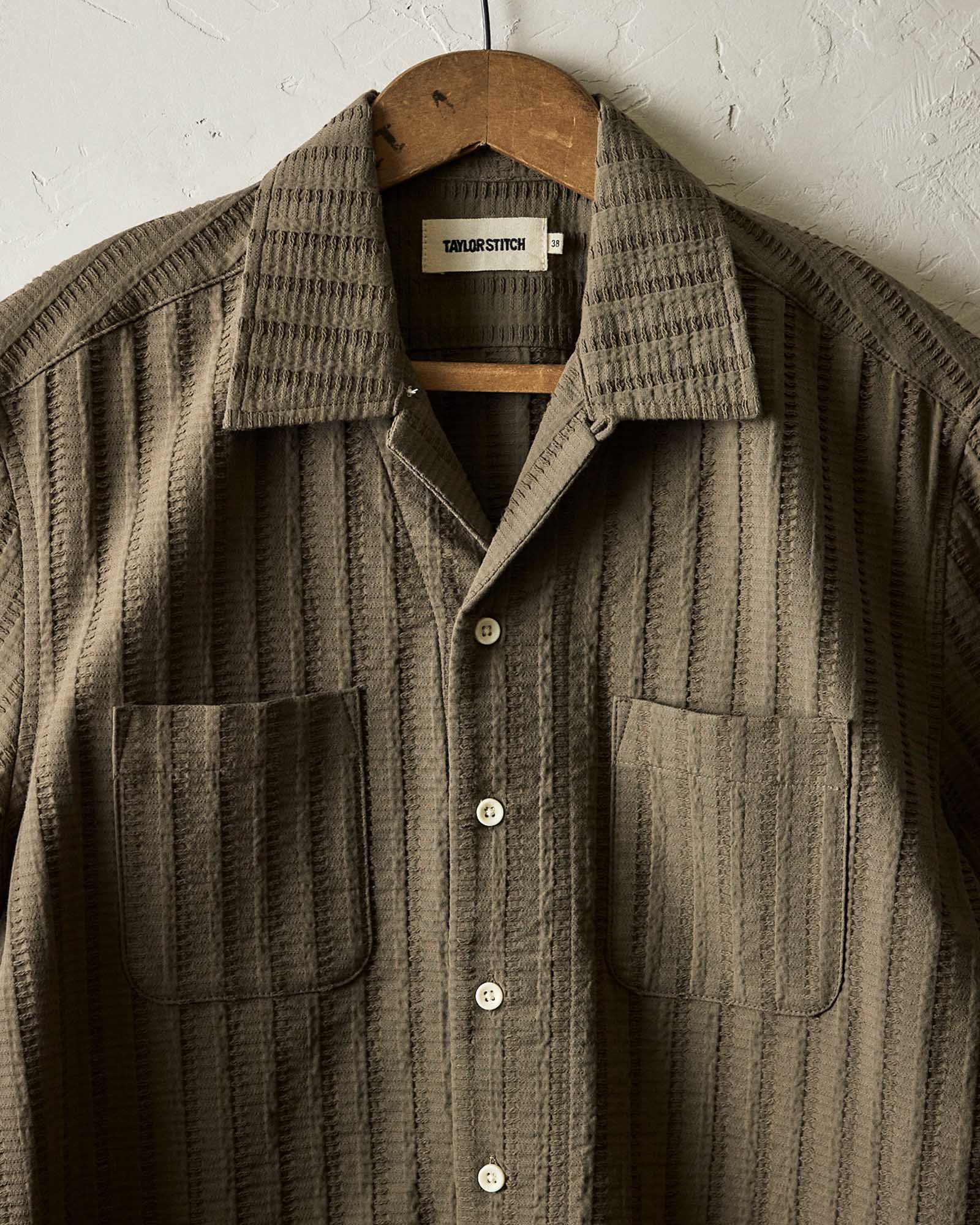 The Conrad Shirt Fatigue Olive Dobby Stripe