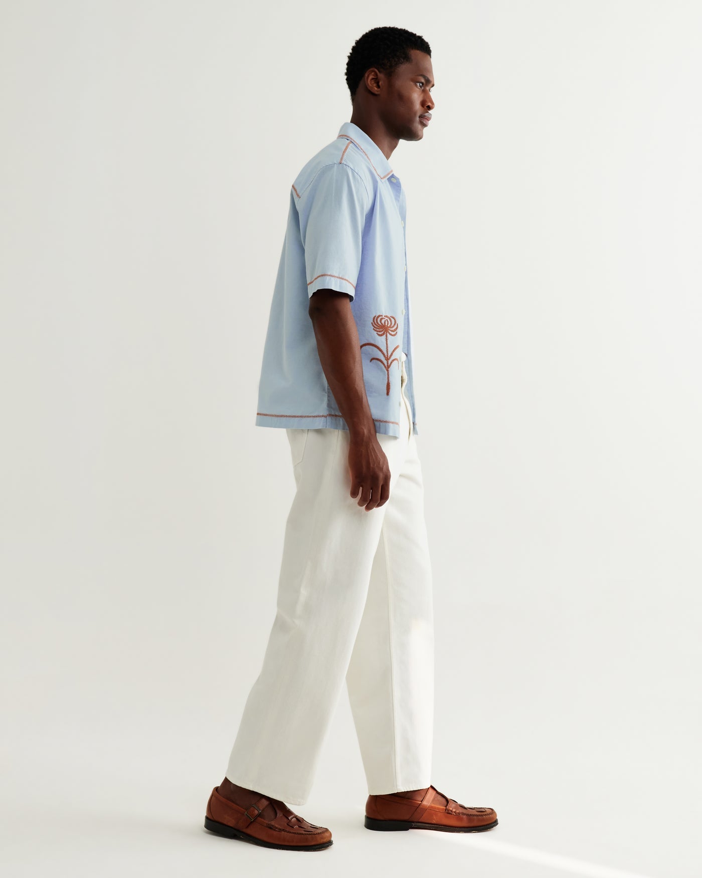 Keats Shirt in Dahlia Embroidery Light Blue/Rust