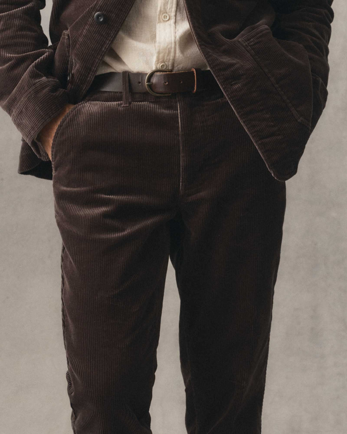 The Carnegie Corduroy Pant Soil