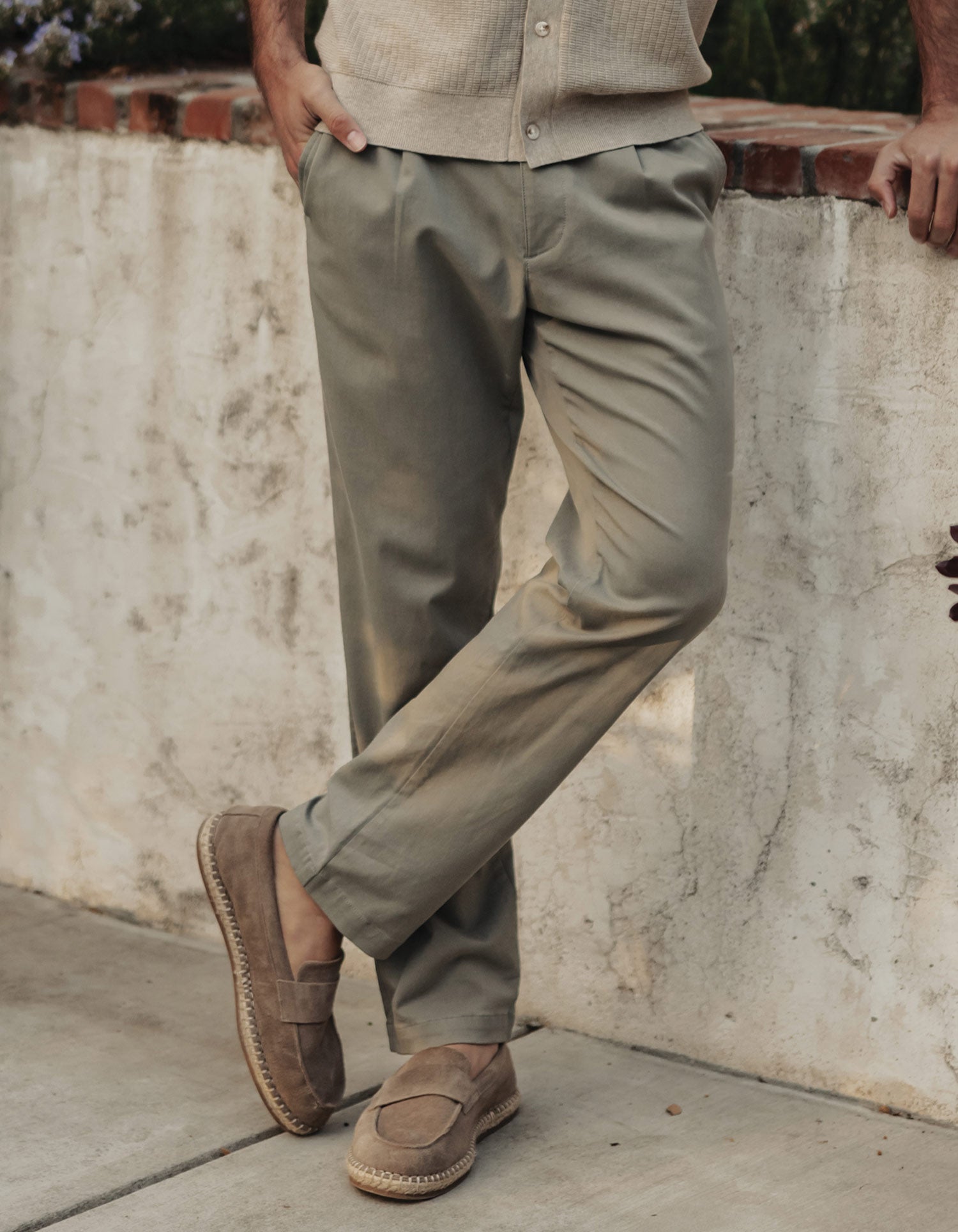 The Normal Trouser in Comfortech Twill Moss