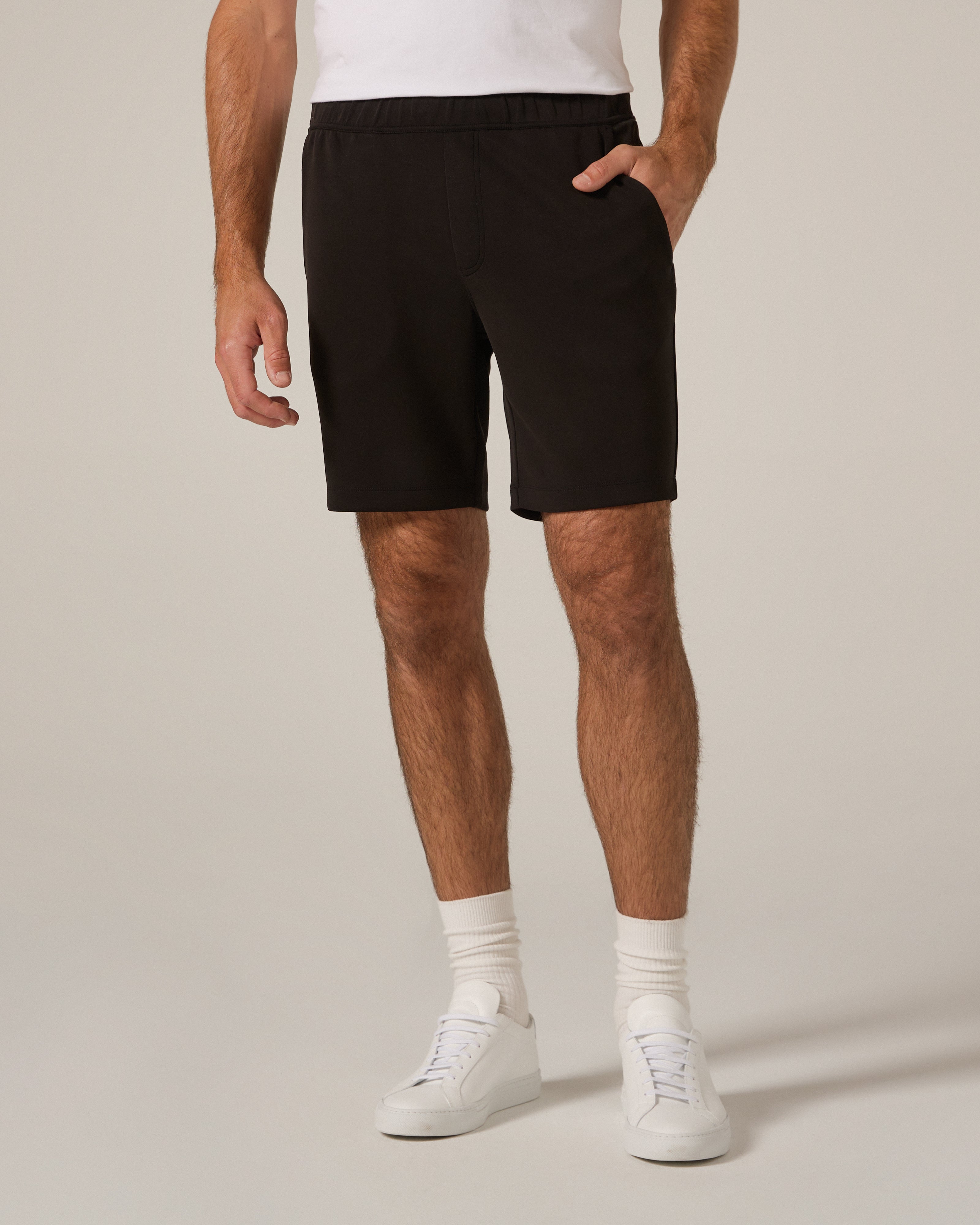 Rev Classic 8" Short Black