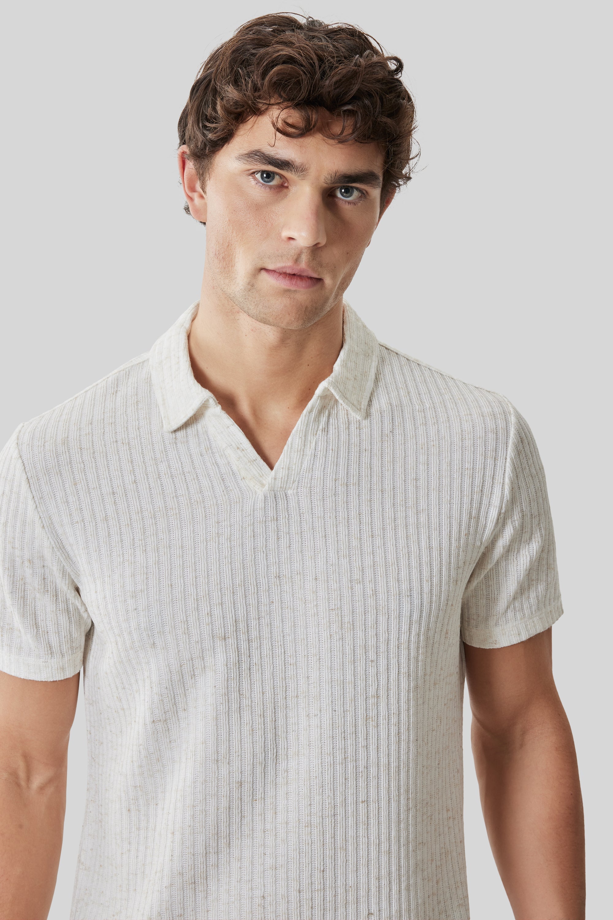 Isadore Short Sleeve Open Collar Polo Swan