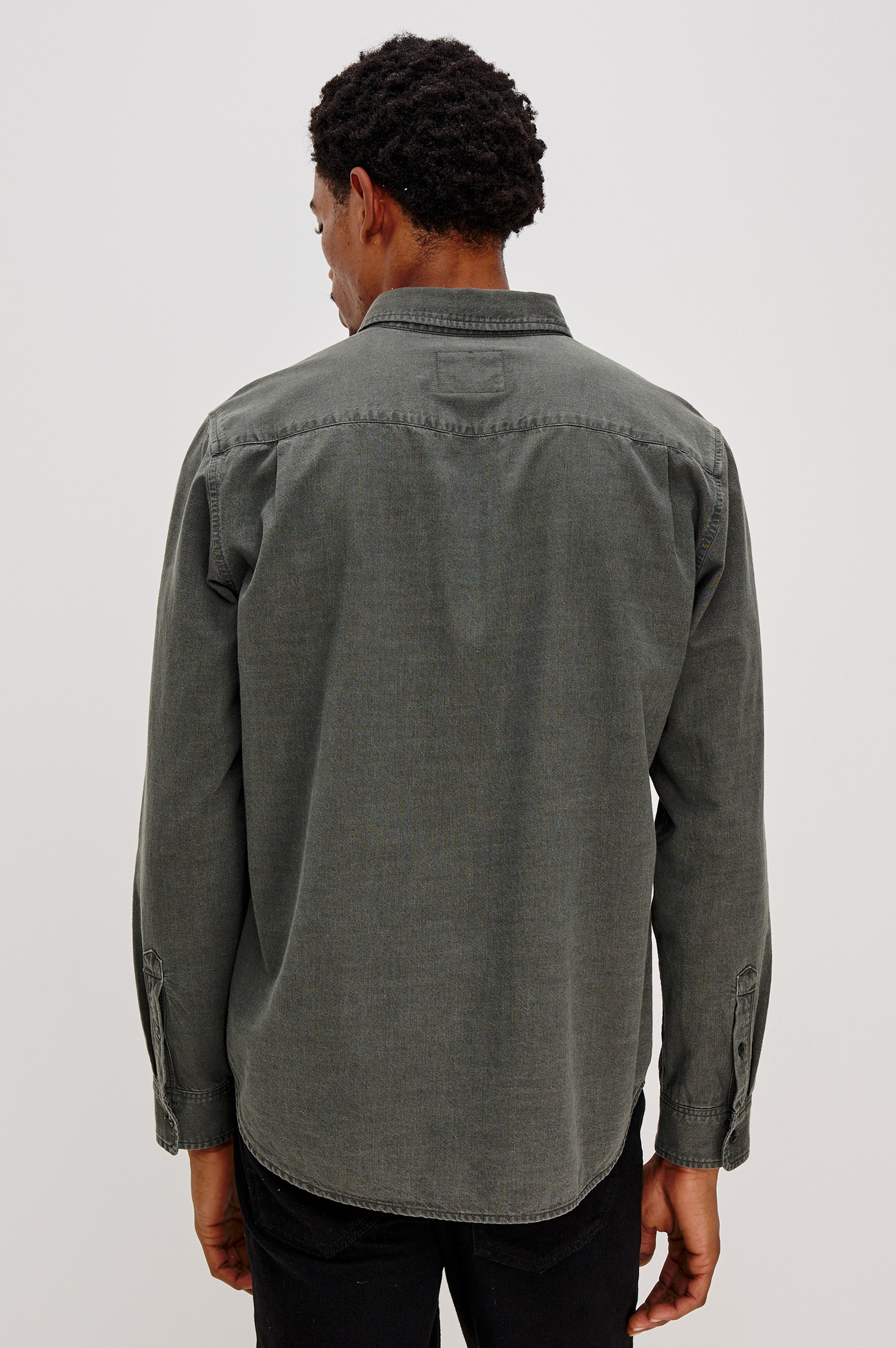 Tristan Shirt Shadow Pass