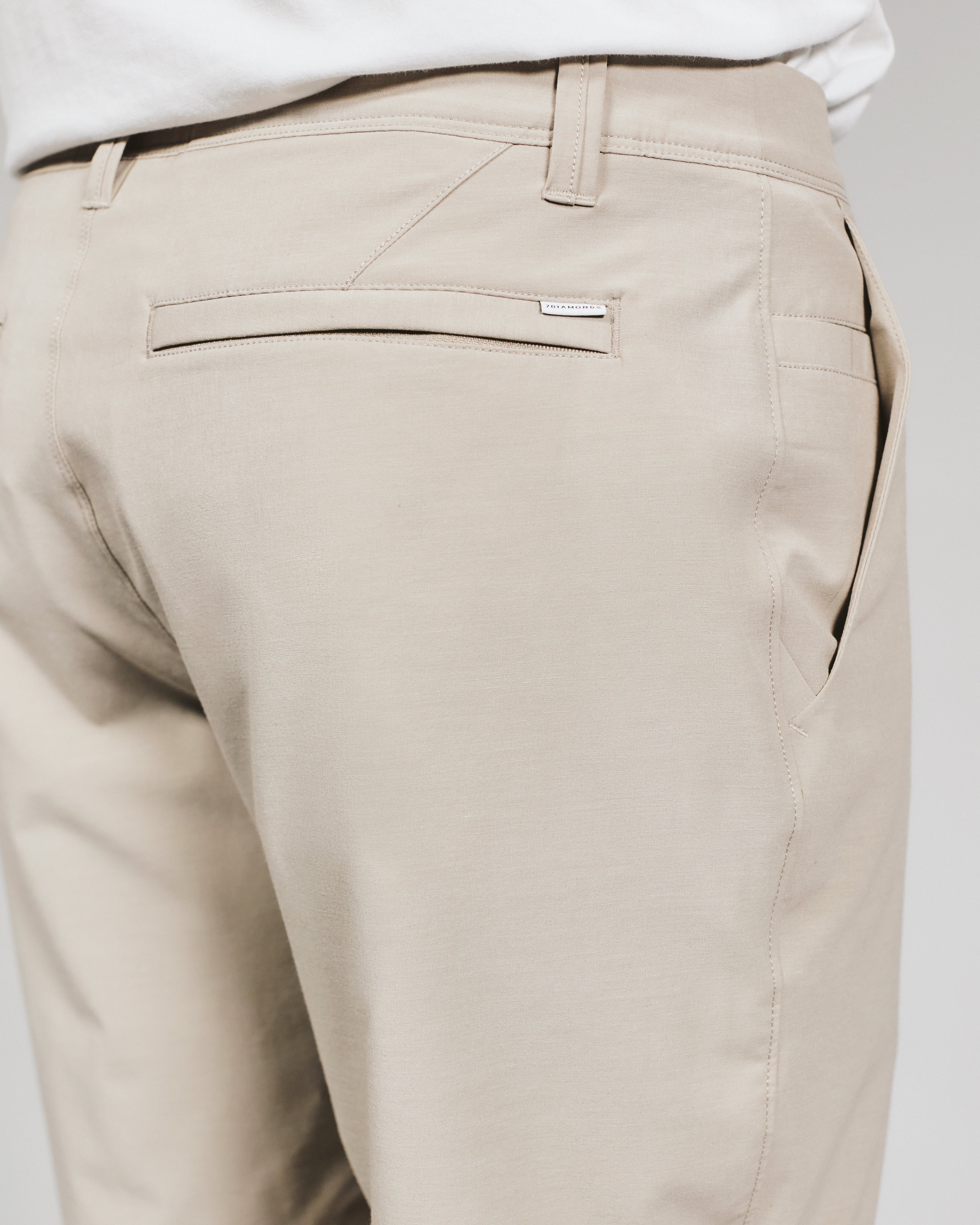 Catalina 8" Short Sand