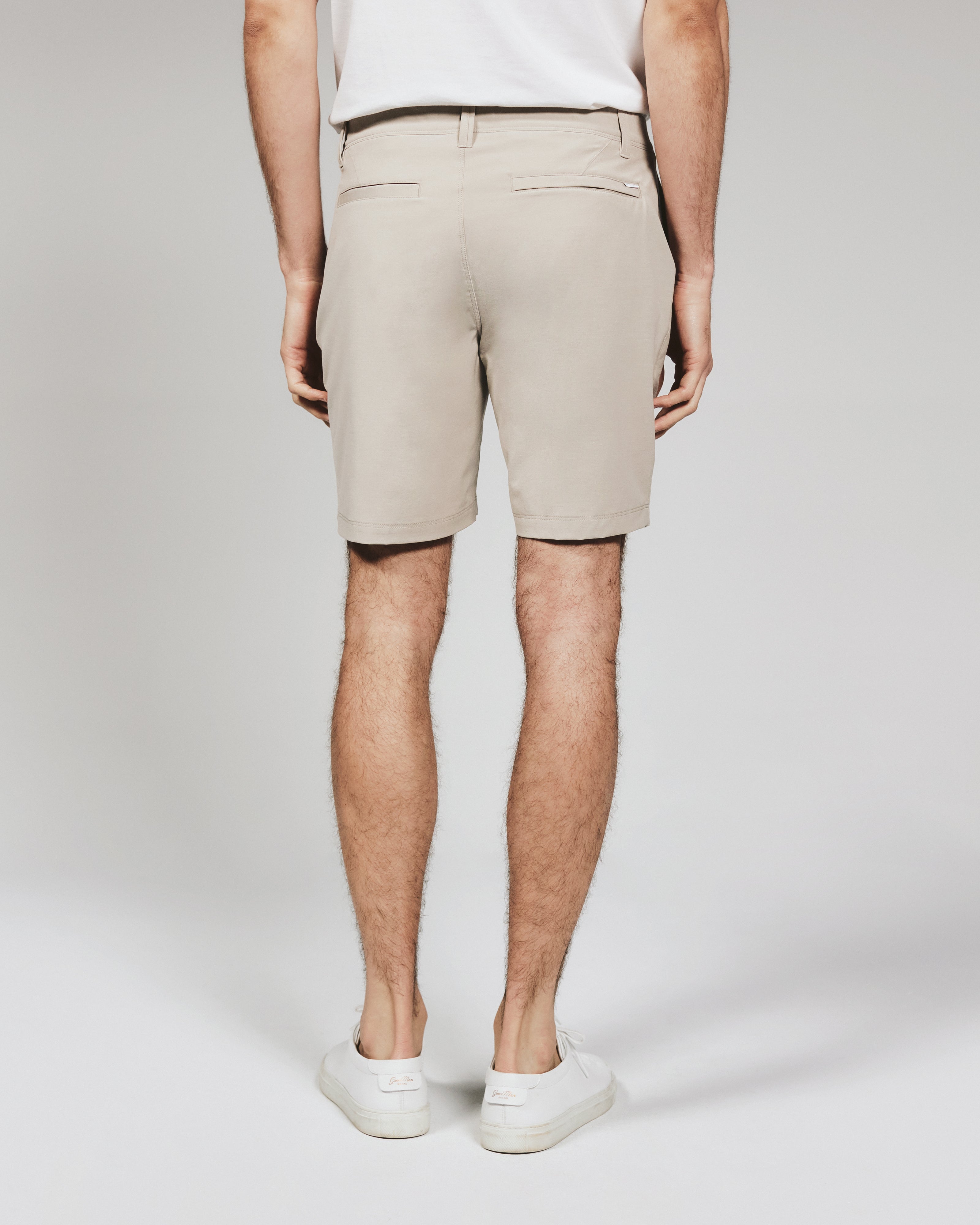 Catalina 8" Short Sand