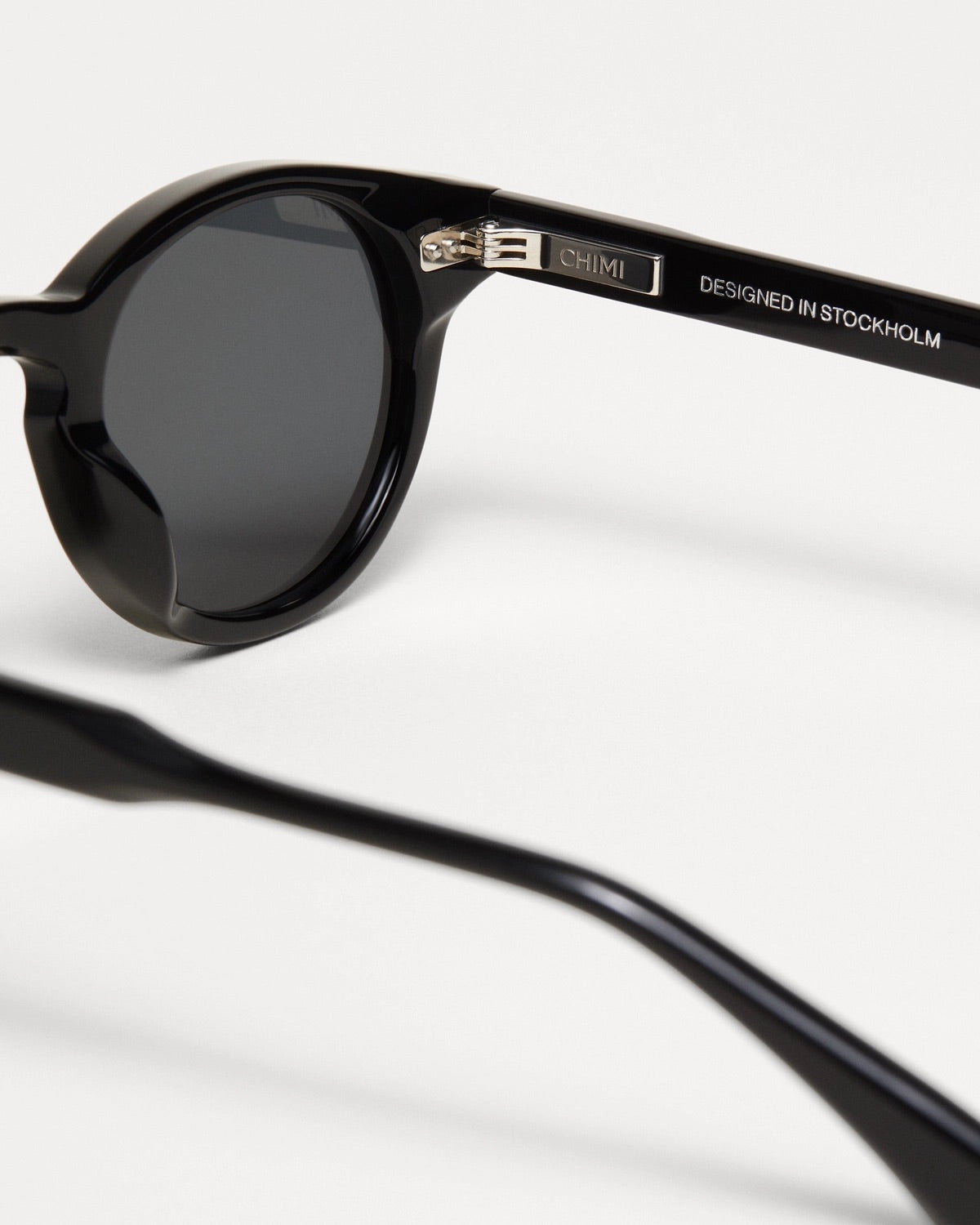 03 Sunglasses Black