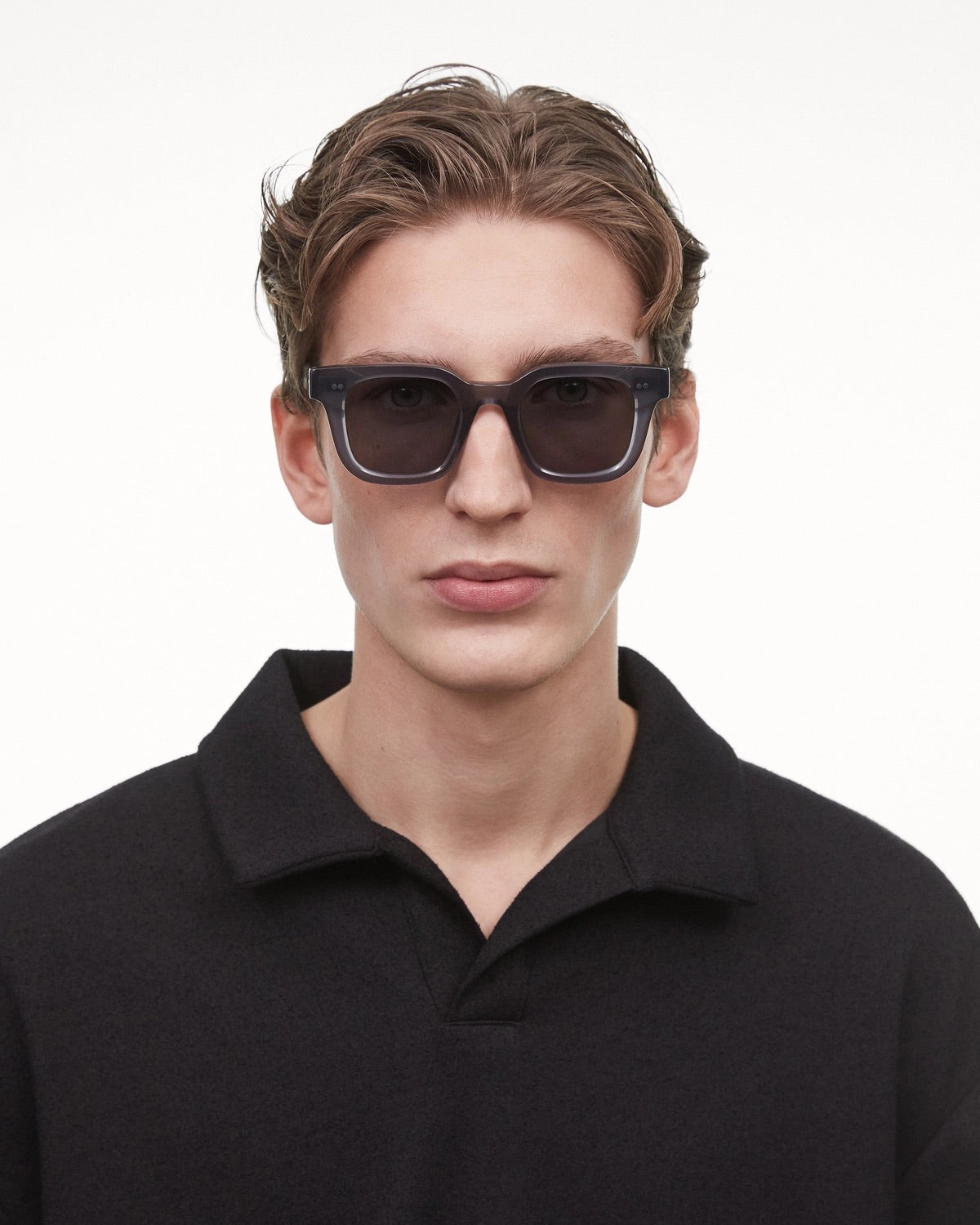 04 Sunglasses Dark Grey