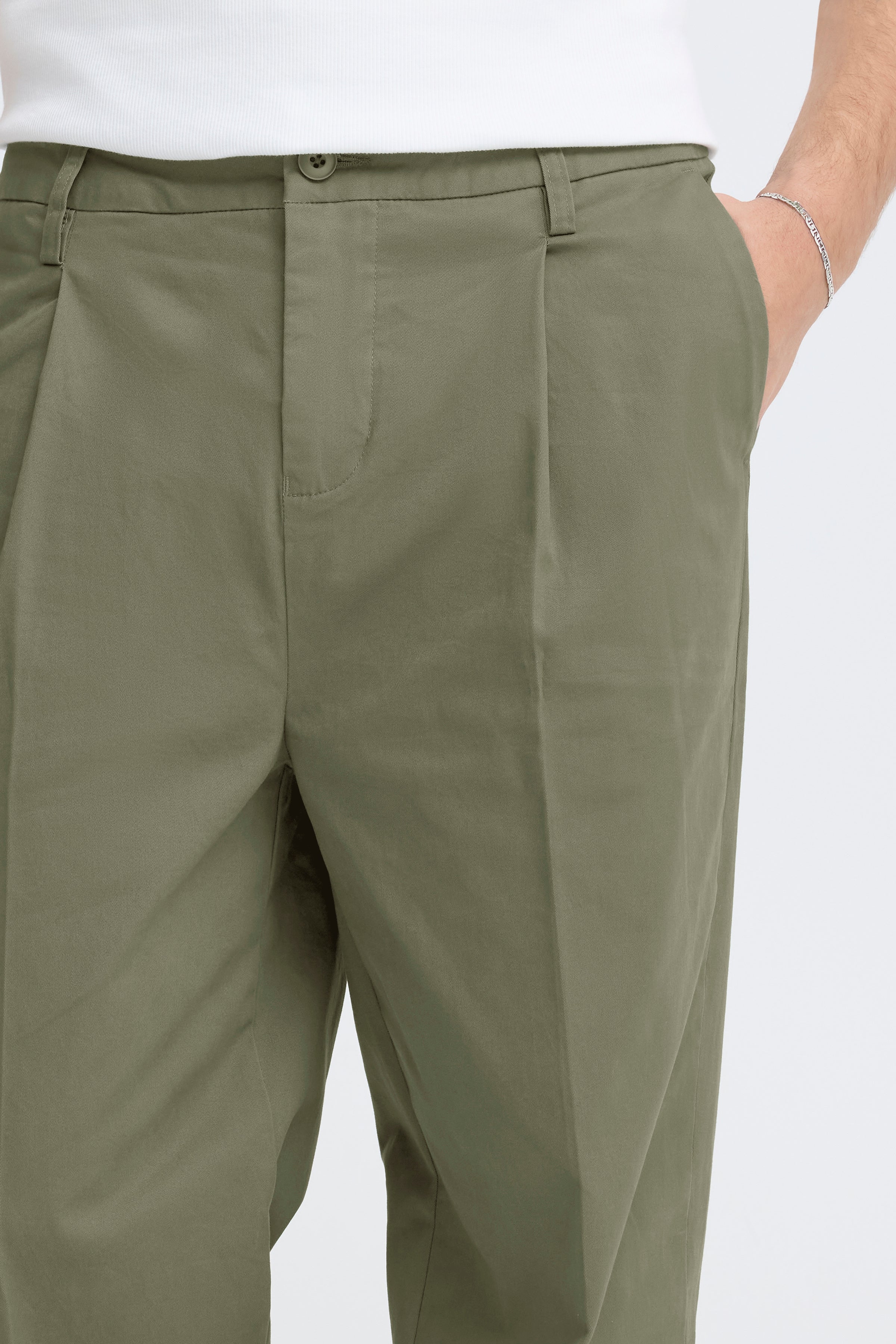 Amundsen Relaxed Pant Beetle