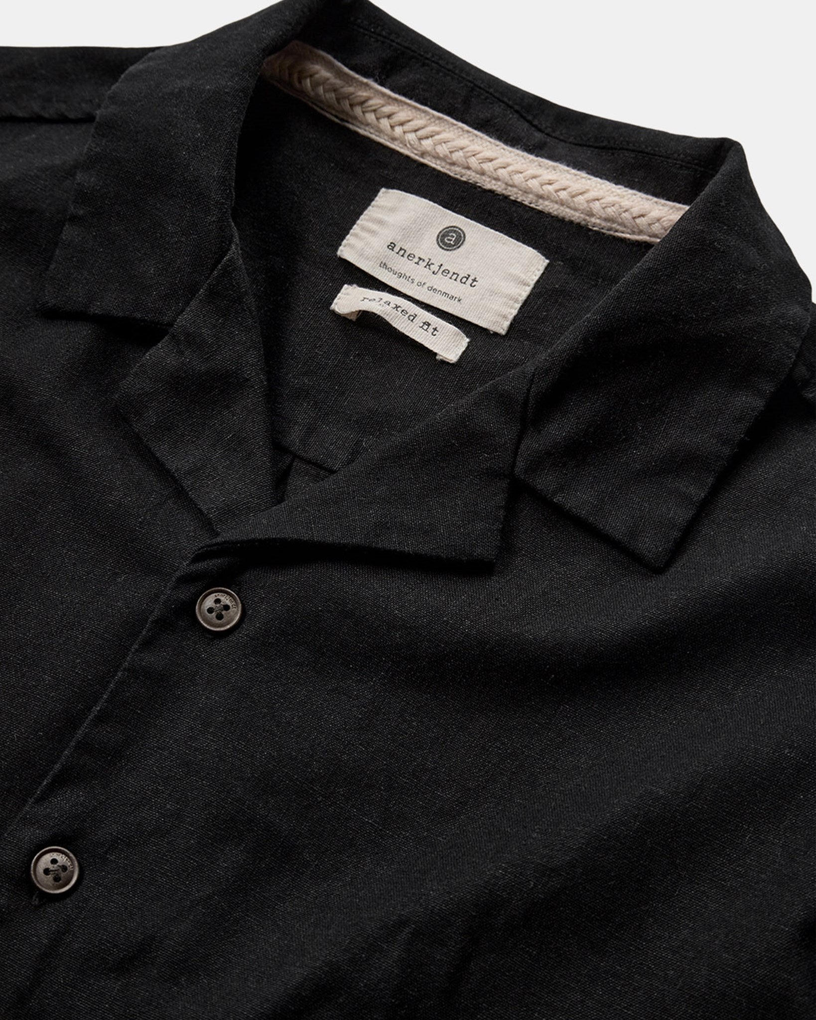 Akleo Linen Shirt Caviar