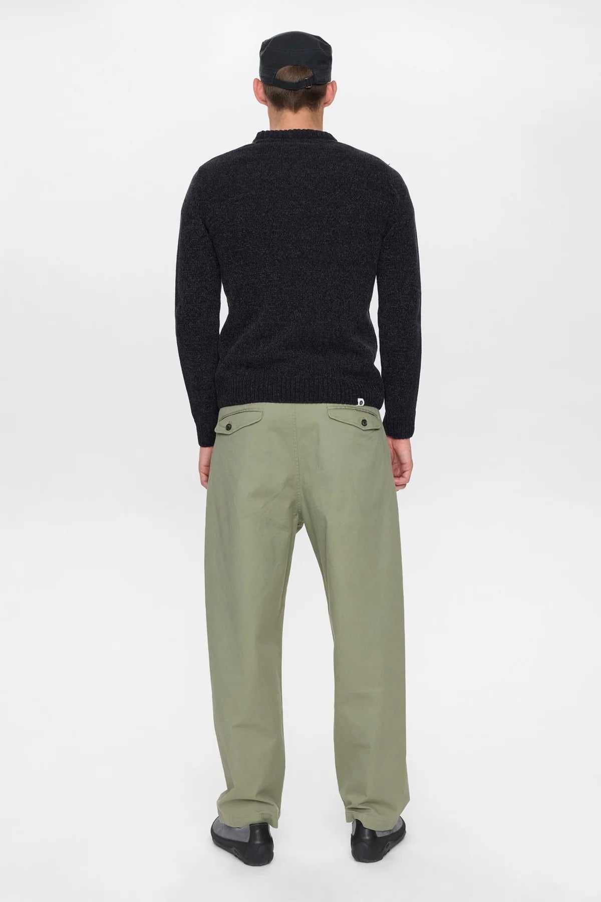 Aksune Chenille Knit Caviar