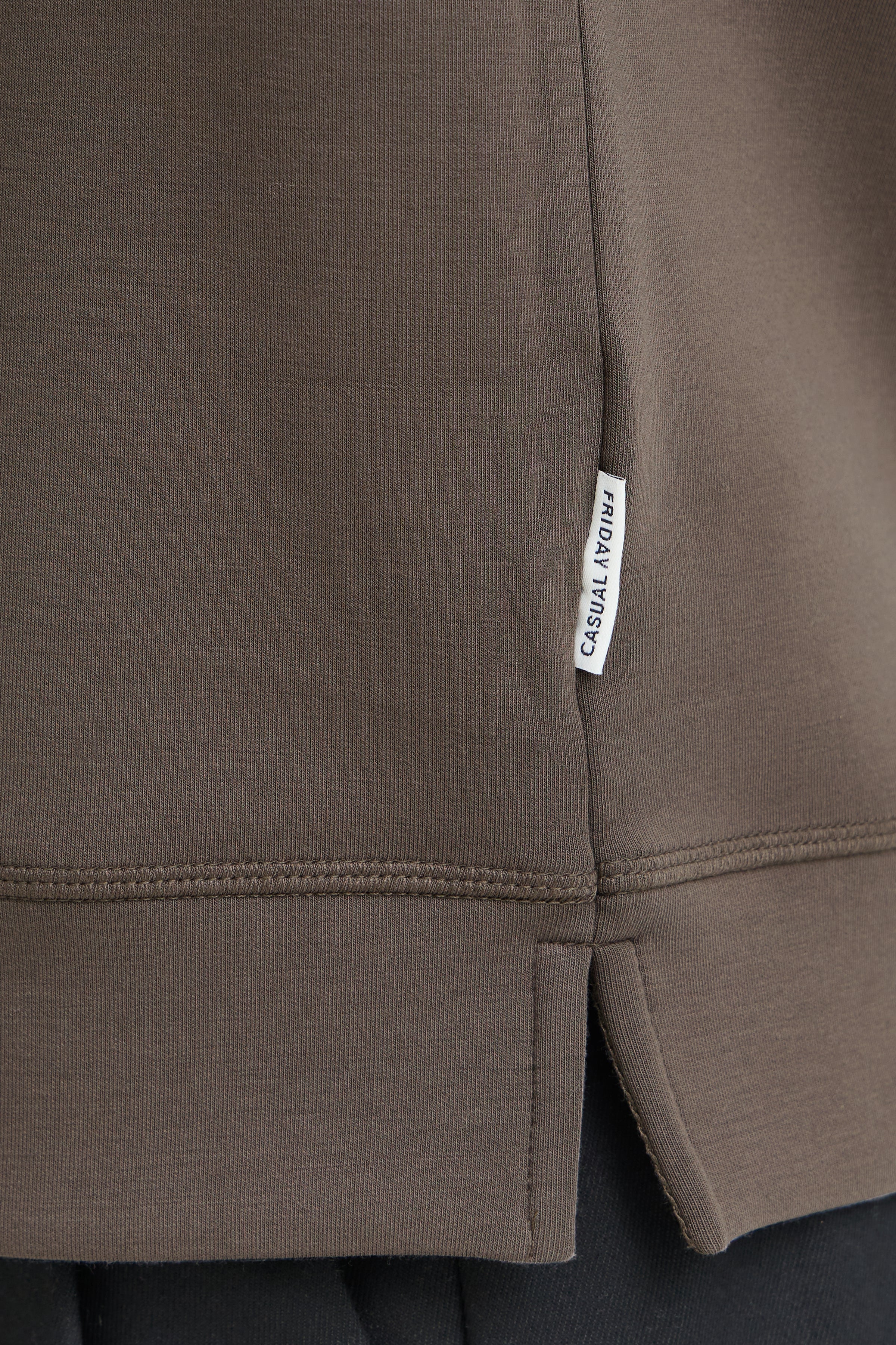 Sebastian Half-Zip Sweatshirt Major Brown