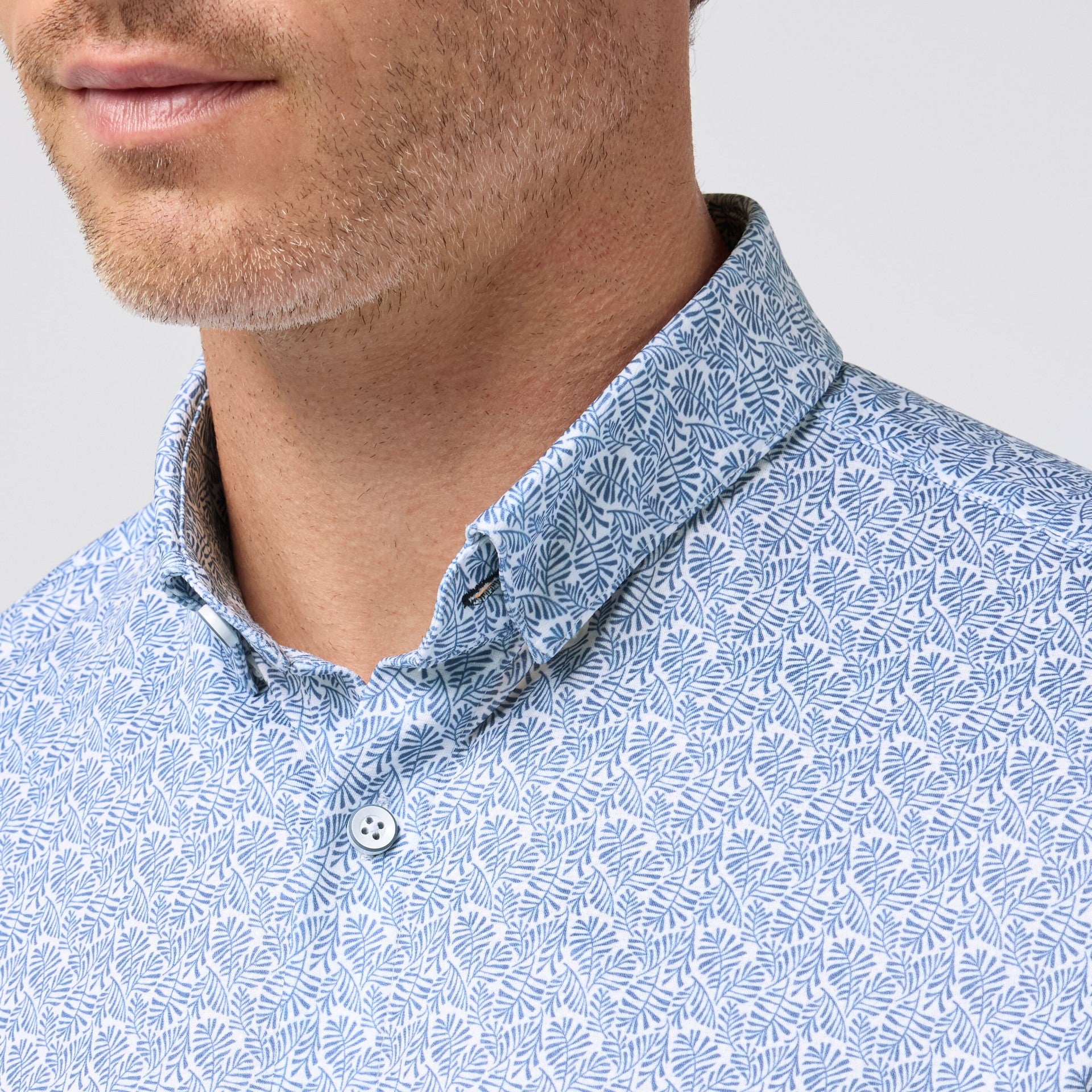 Halyard Short Sleeve Dress Shirt Coastal Fjord Palm Print