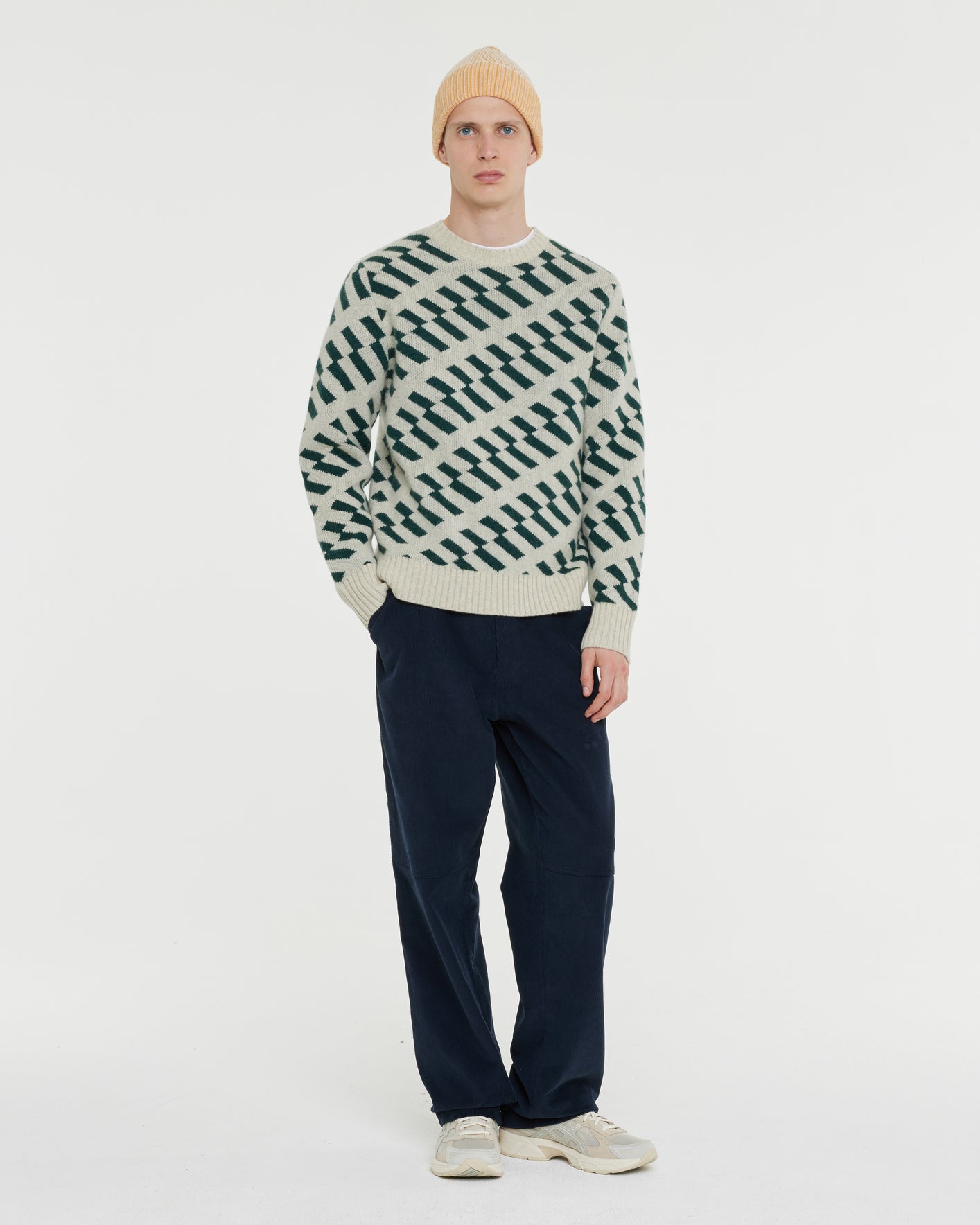 Ski Round Top Sweater in Ecru