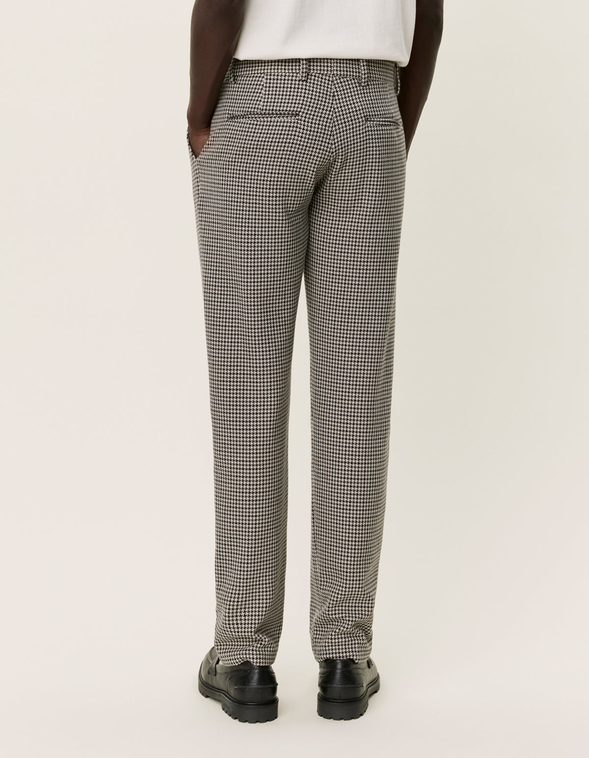 Como Reg Houndstooth Suit Pant in Light Desert Sand/Black