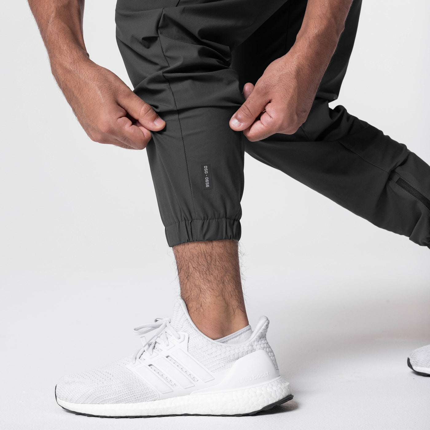 Tetra-Lite™ Standard Zip Jogger Raven