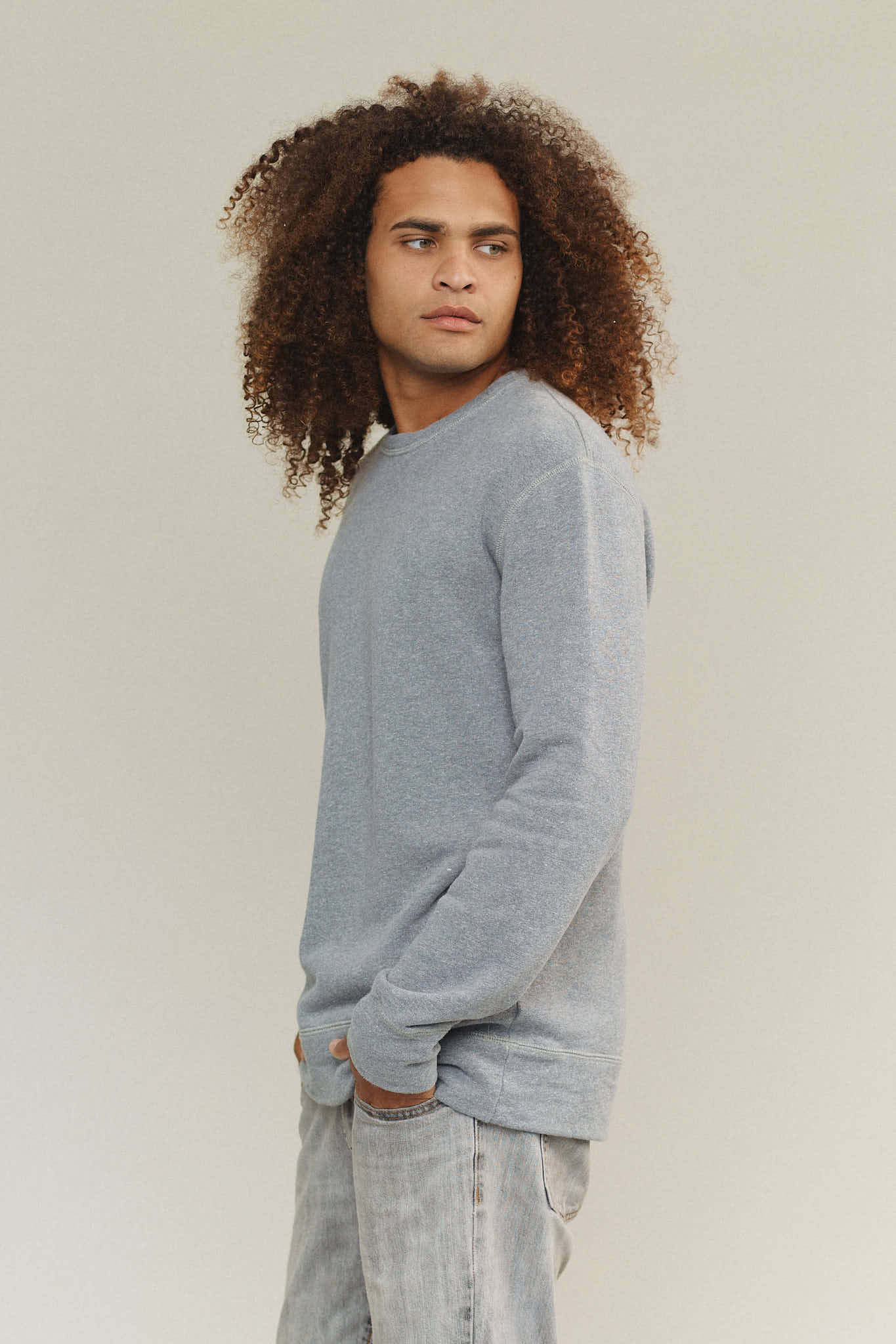 Tahoe Sweatshirt Heathered in Athletic Grey