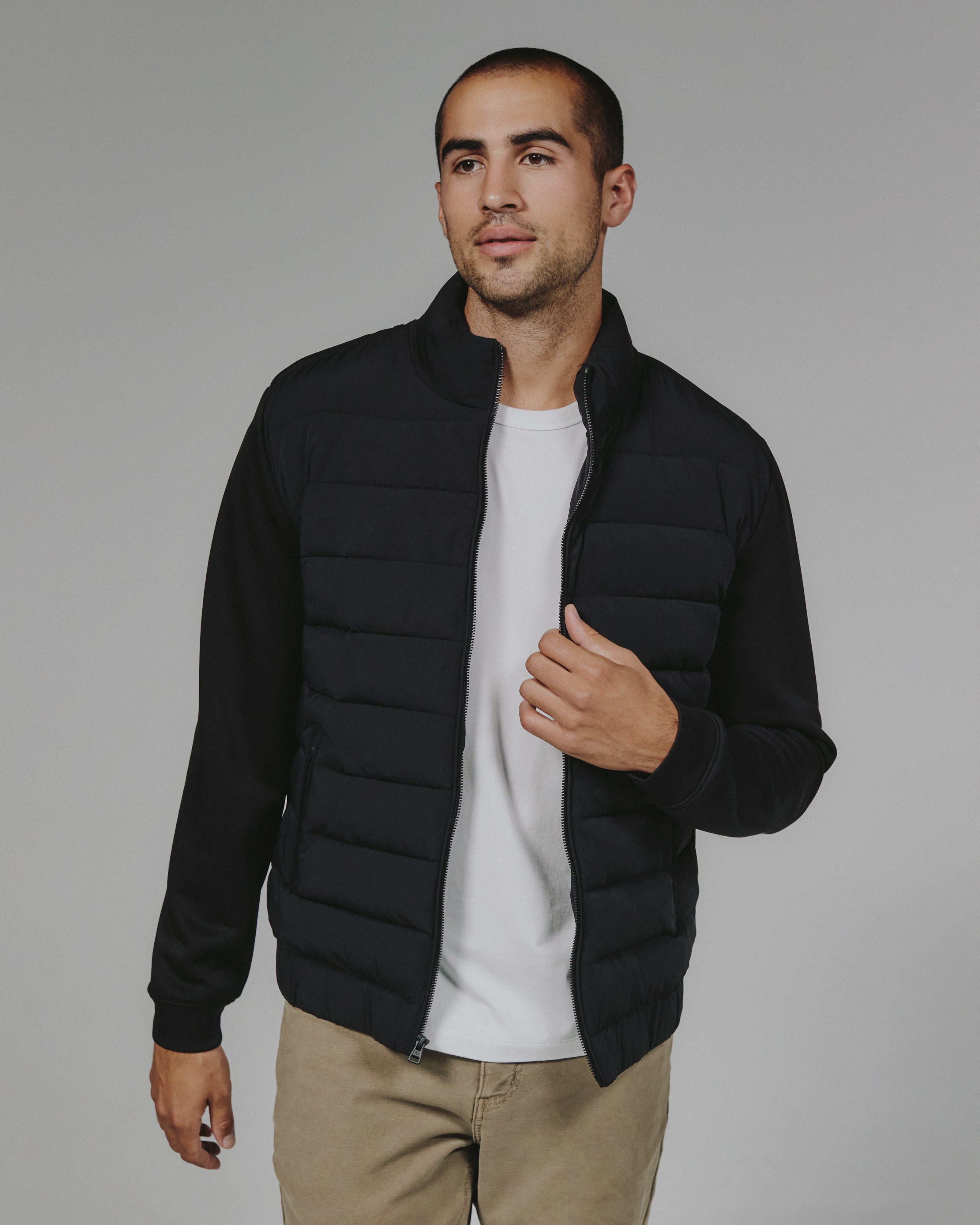 Rev Full Zip Puffer Jacket in Black