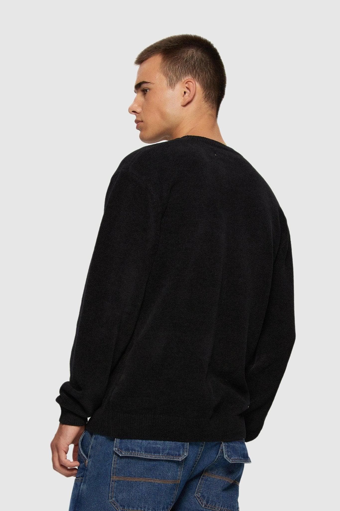 Textured Knit Crew in Black