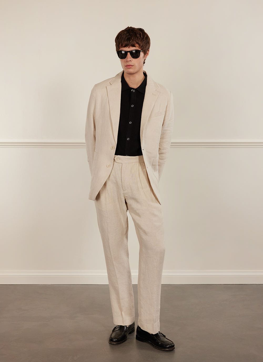 Tailored Linen Blazer