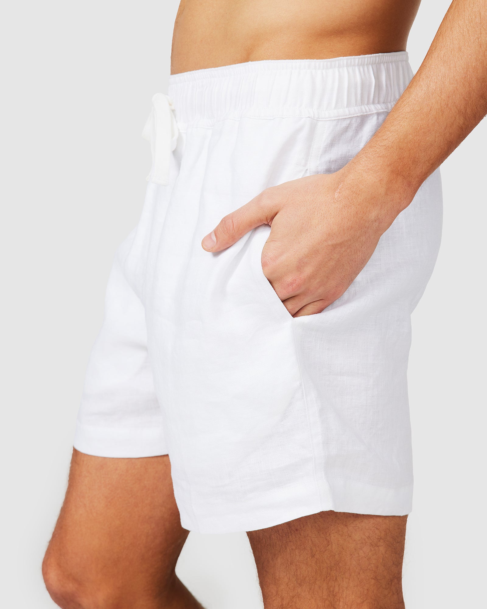 Solid Linen Short White