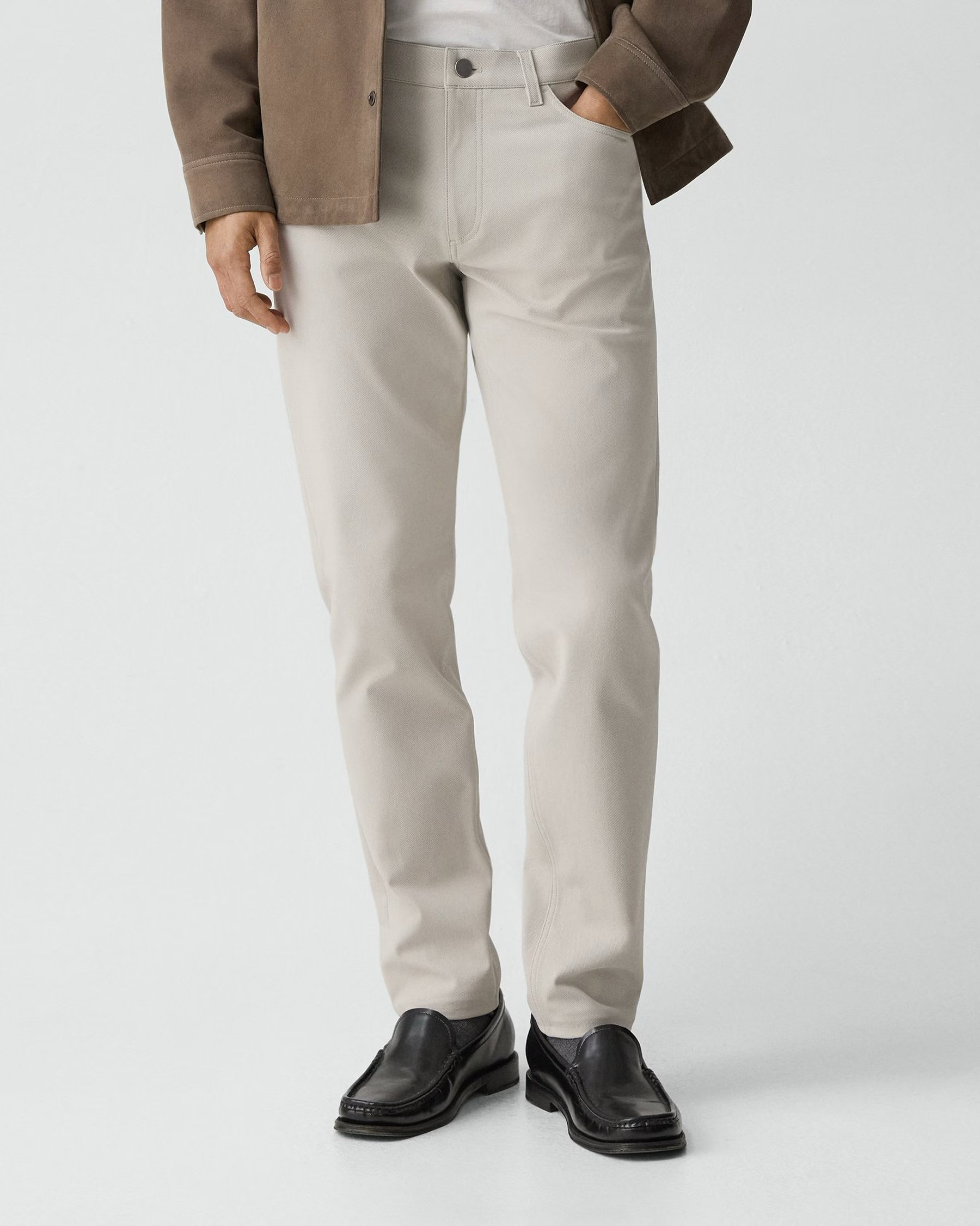 Raffi Pant in Neoteric Twill Silver Cloud