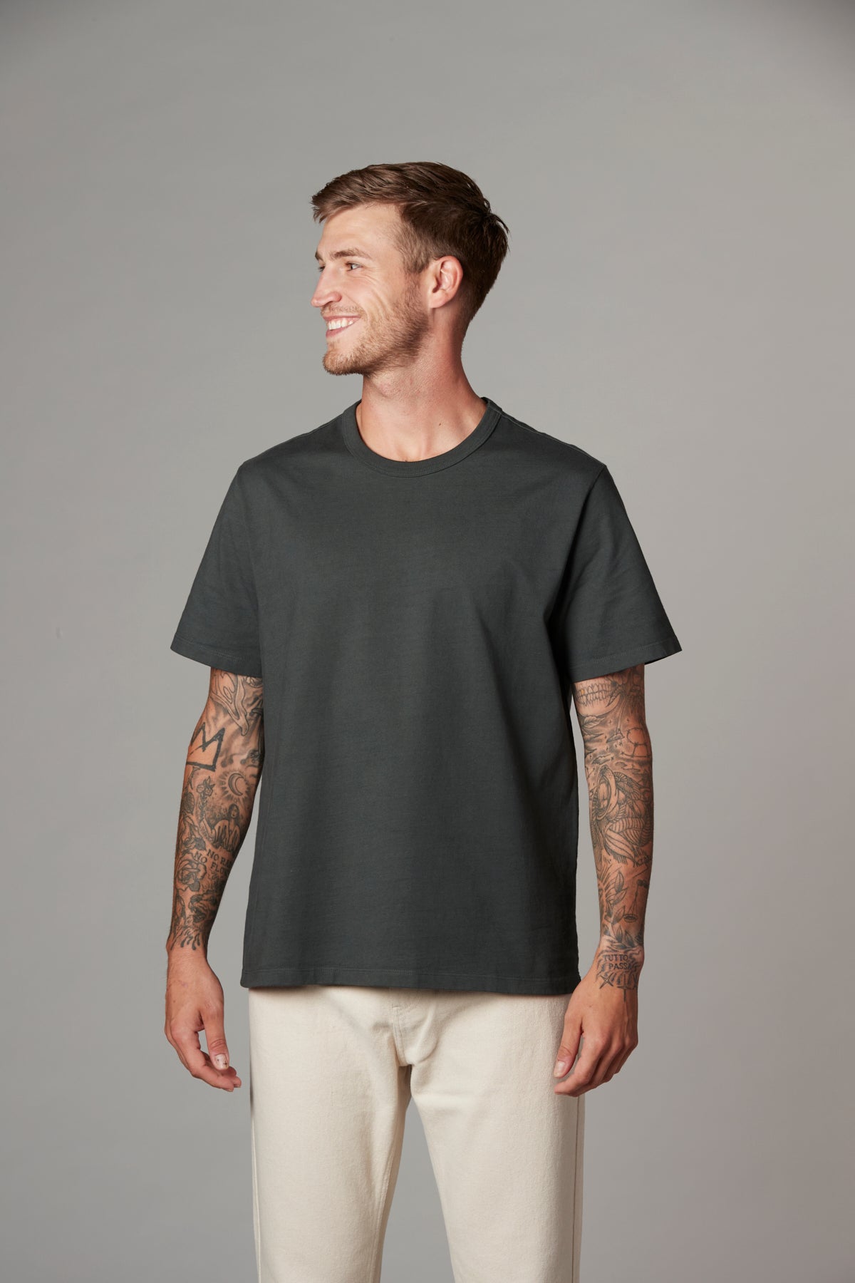 Leo Short Sleeve Crew T Castleton Green