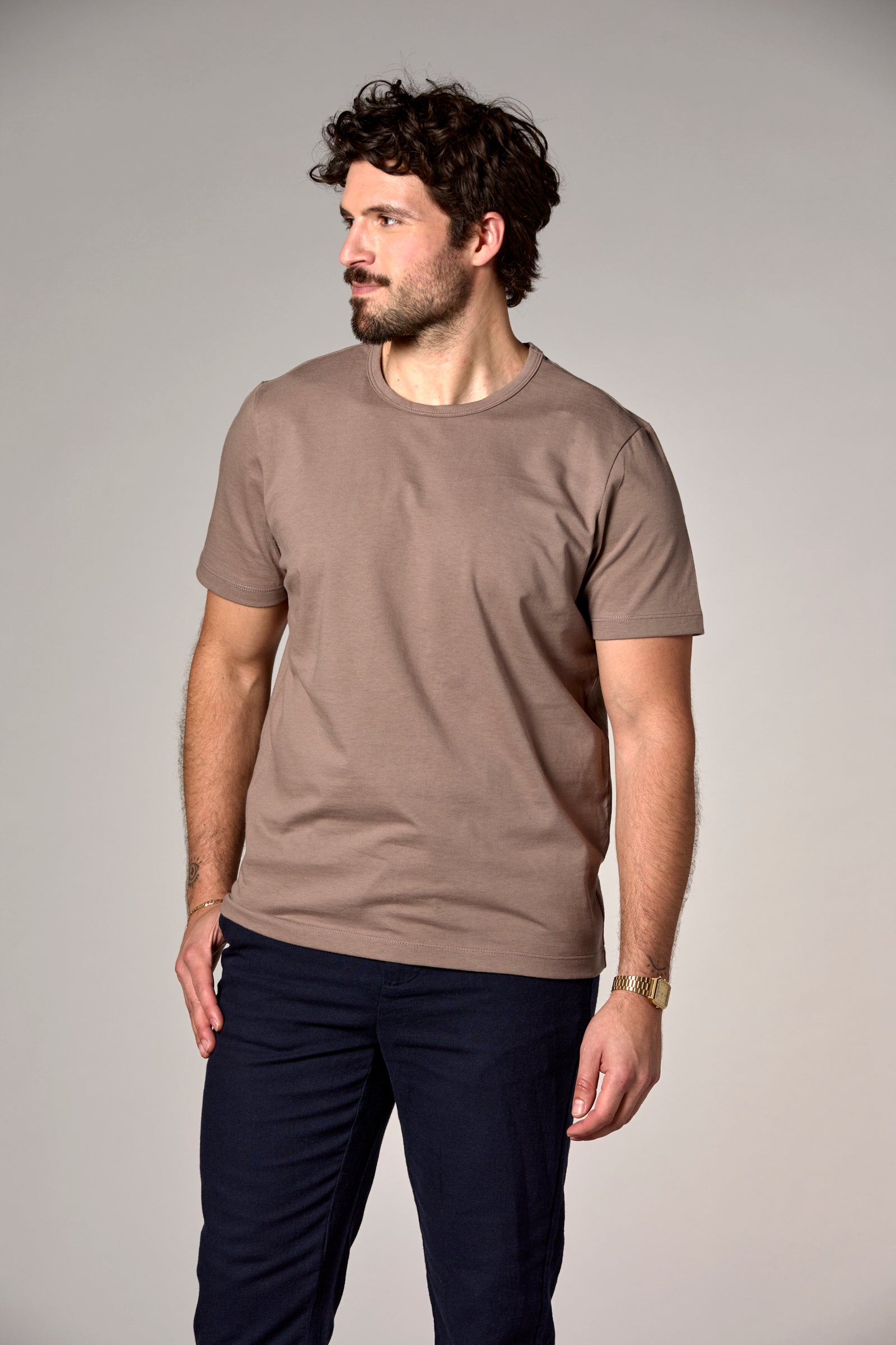 The Rick Crewneck Tee Cobblestone