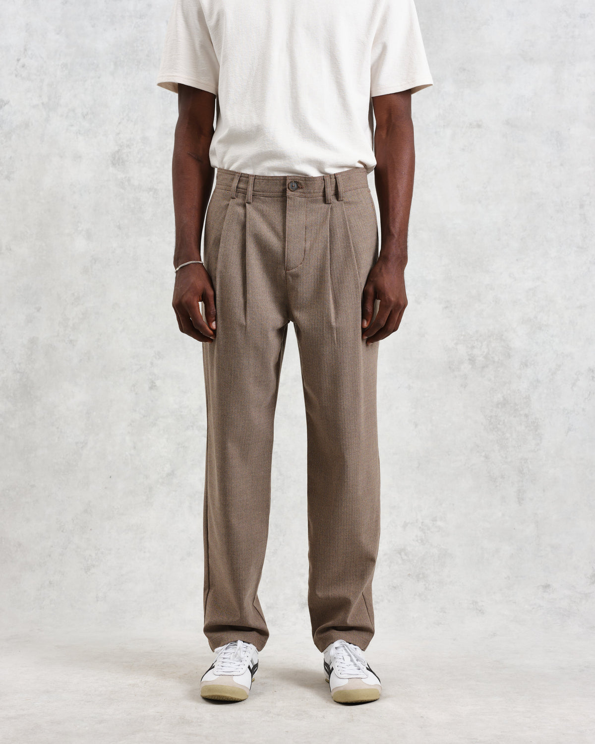 Raleigh Pleated Trousers Light Brown Herringbone