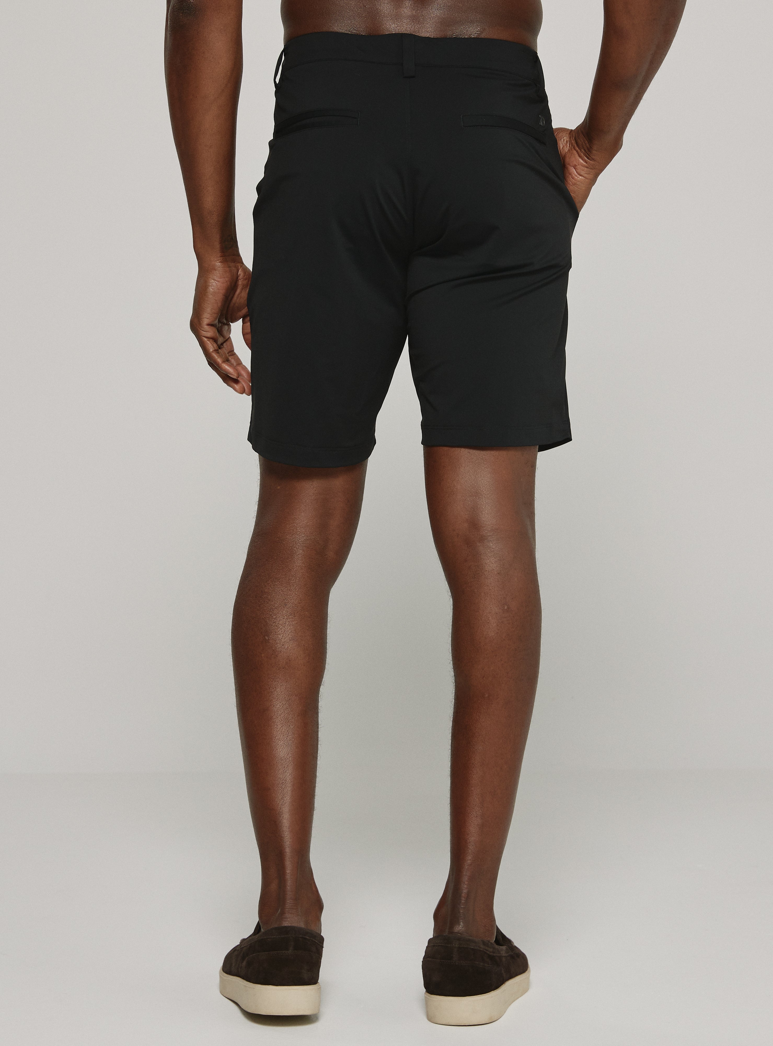 Zuma Short - 8" Black